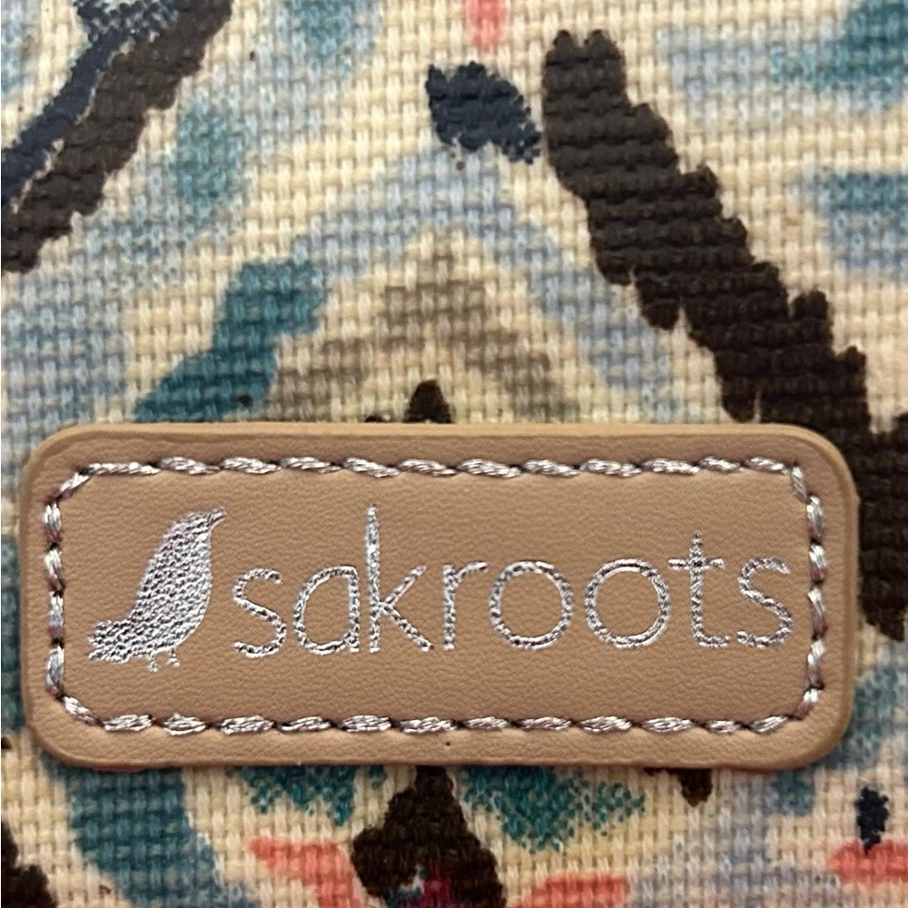 Woman’s Wallet - Picture 4 of 4